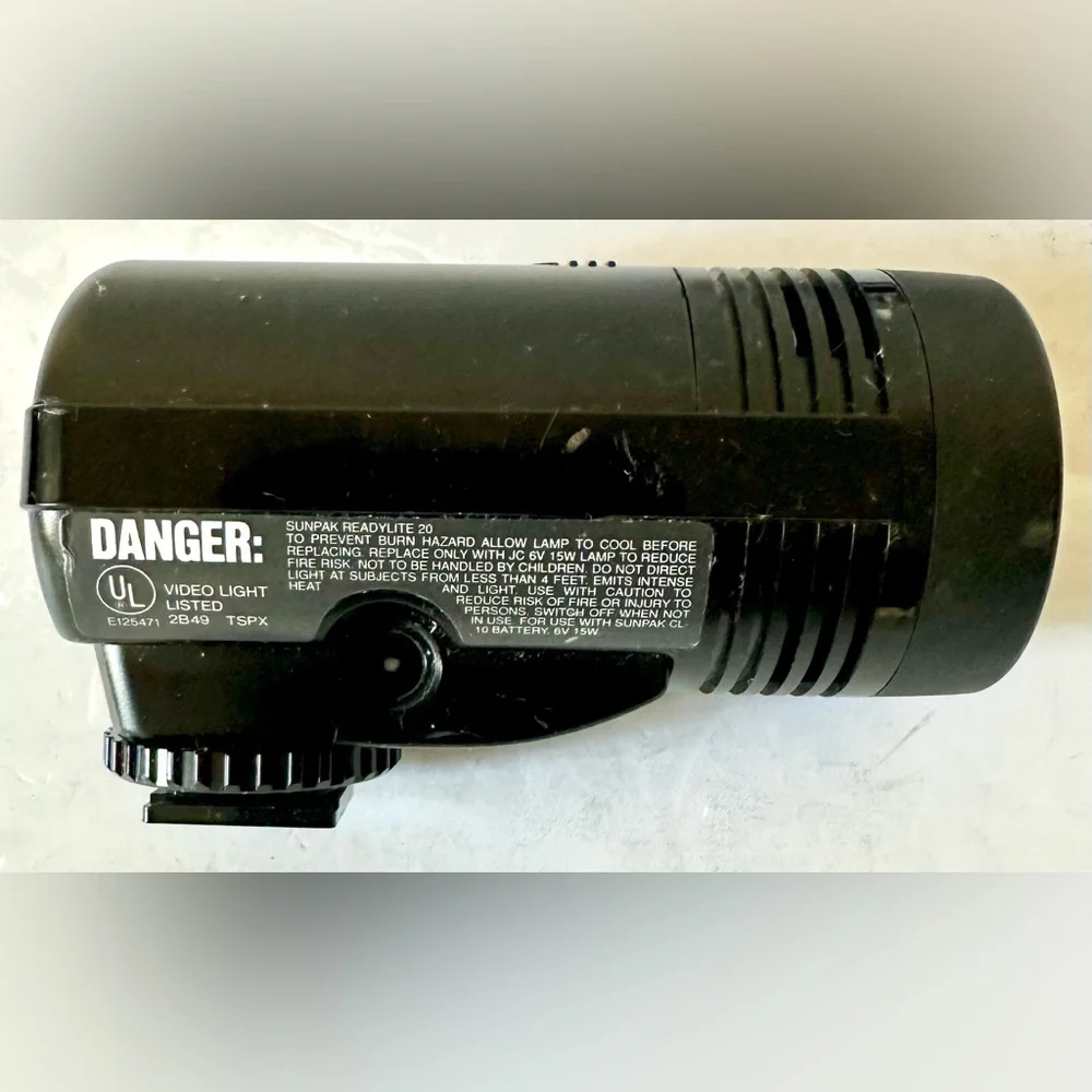 Sunpak Readylite 20 Compact Lightweight Video Light Camcorder Video Light